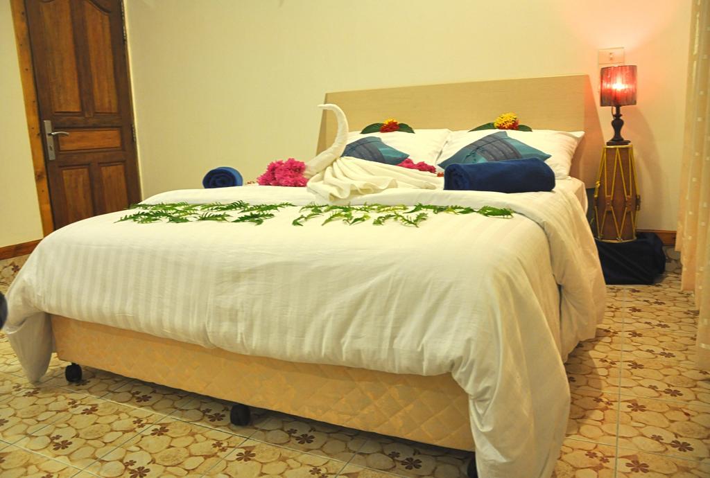 Rasdhoo Relax Inn Екстериор снимка